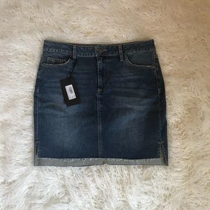 🚨NWT Paige Adrian Denim Skirt🚨
